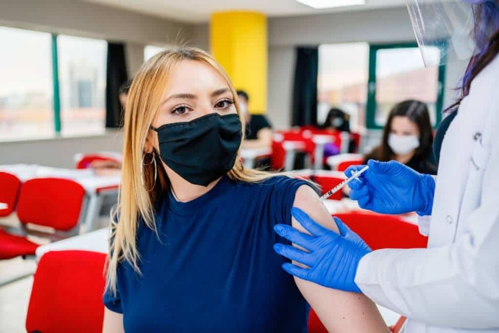 Students Are Pushed Towards Vaccinations With Prizes And Mandates