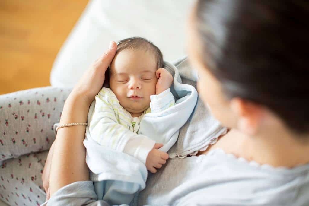 Allergic Newborns May Benefit From Mennonite Farm Moms' Breast Milk