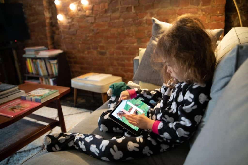 Children's Mental Health Suffered During The Pandemic As They Grew Up With Screens