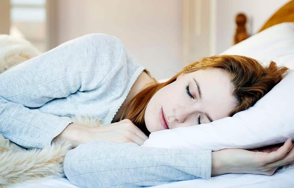 Here's How You Can Fall Asleep Faster The Healthy Way