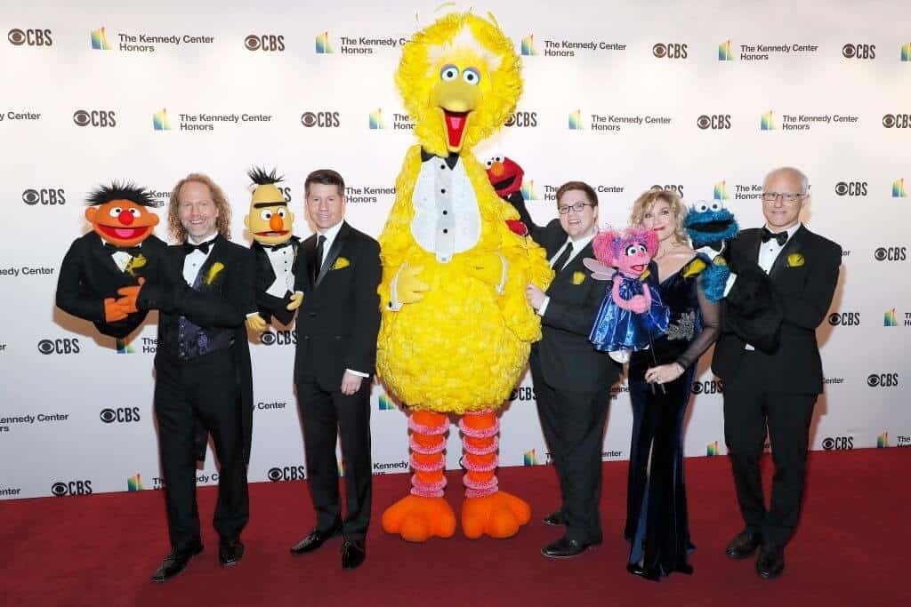 Big Bird Gets Vaccinated; Los Angeles To require vaccination Proof