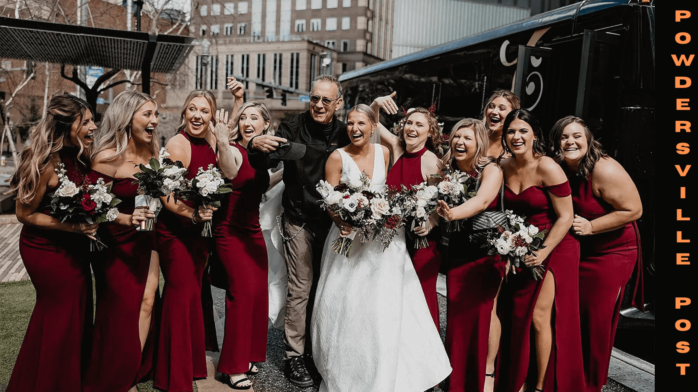 Almost Everyone Started Screaming In Shock When Tom Hanks Surprised A Pittsburgh Couple On Their Wedding Day