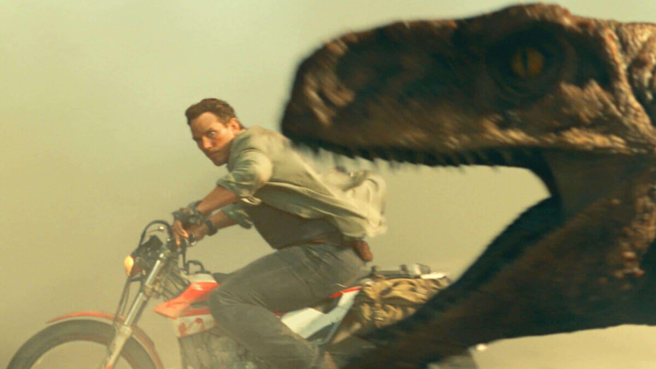 Jurassic World Dominion, Holds Top Spot