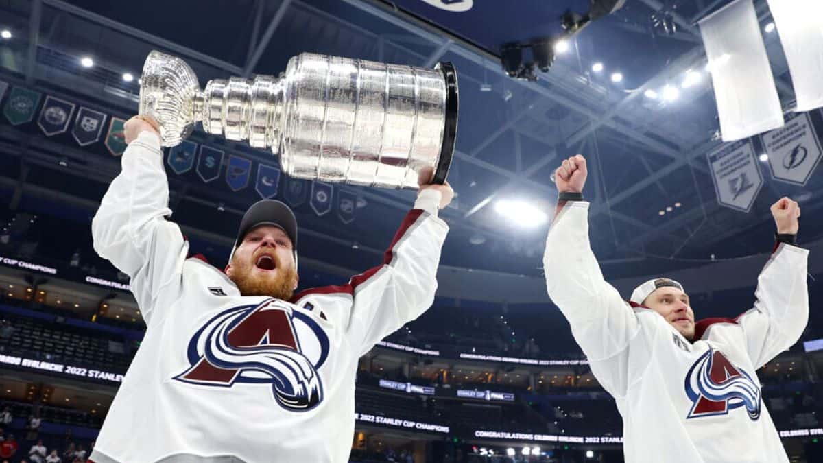 Stanley Cup: Colorado Avalanche Defeat Tampa Bay And Wins!!