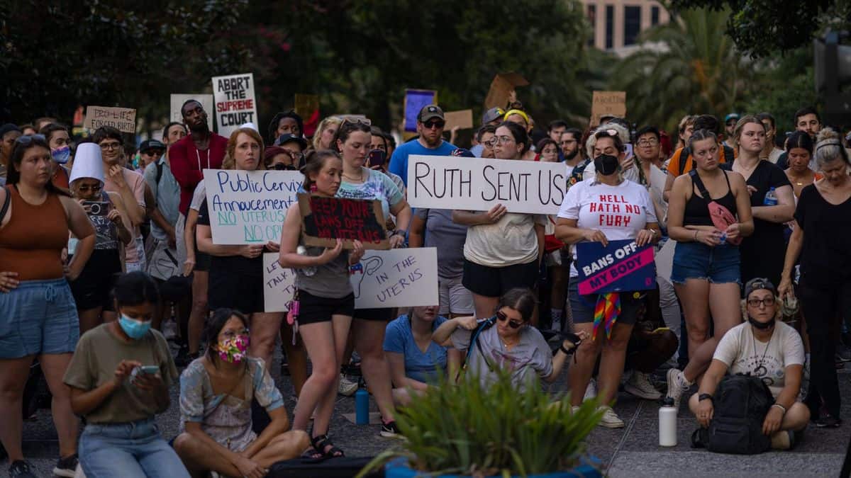 Louisiana Judge Permits Abortions To Become Legal Again!