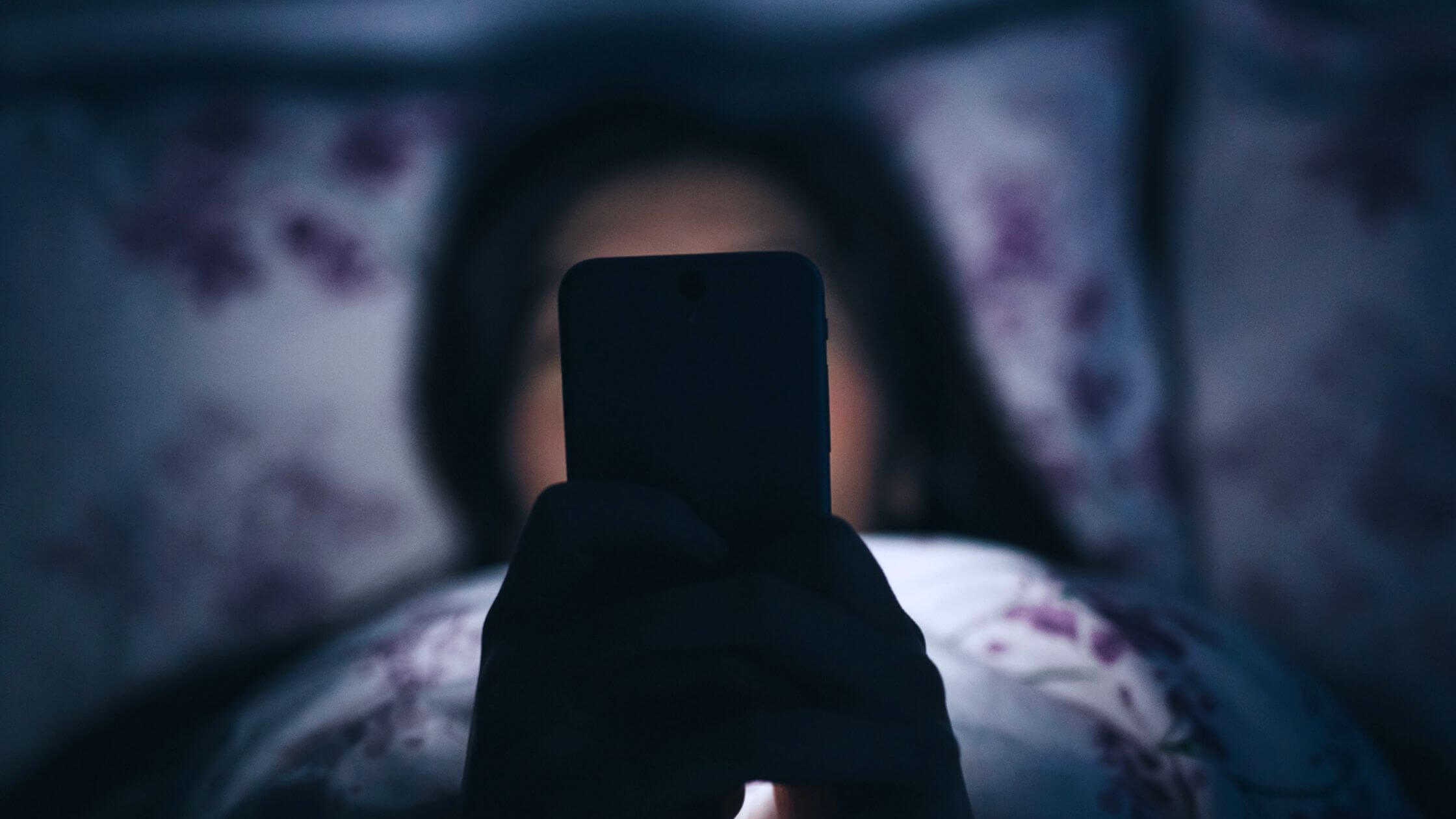 What Are The Health Risks Of Sleeping With Your Phone At Night